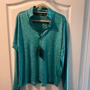 NWT Nike Dri Fit long sleeved 3/4 zip running shirt large L